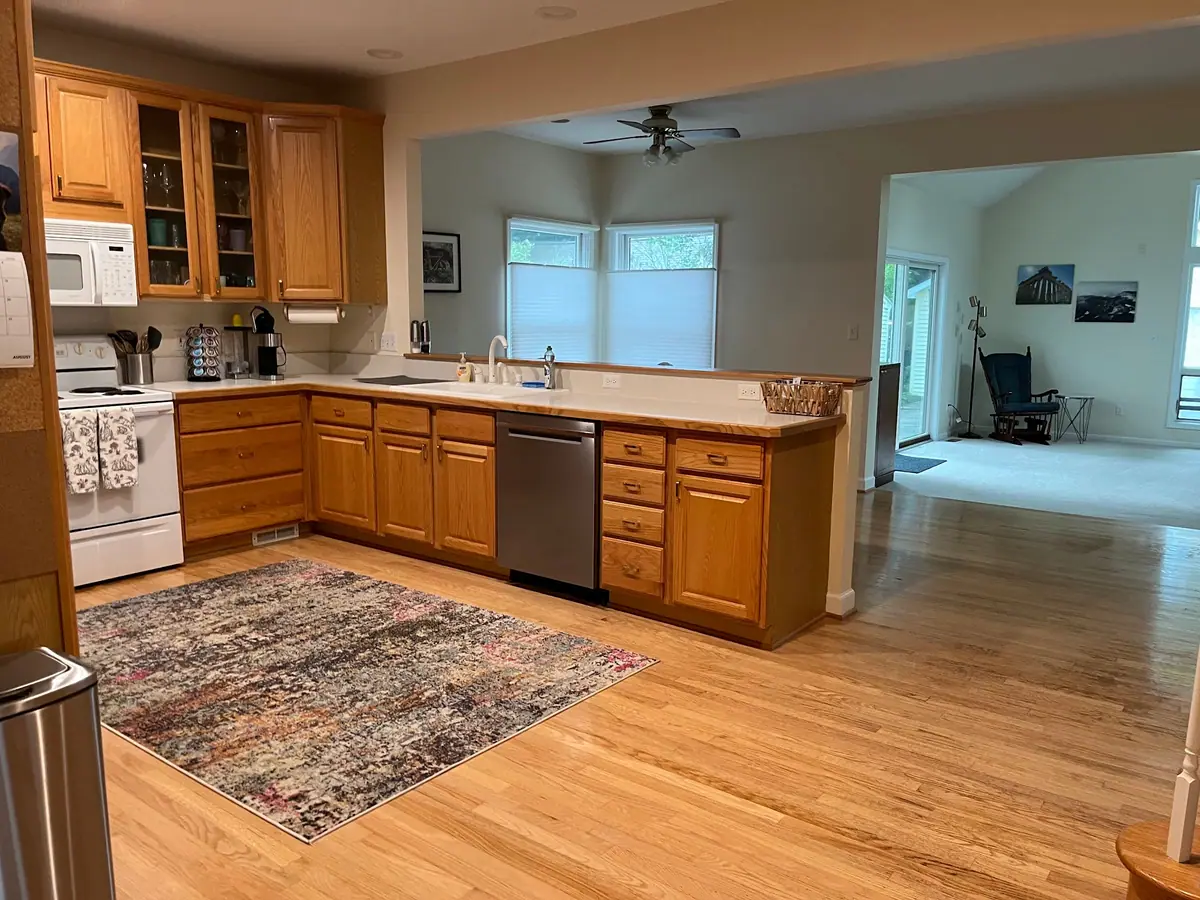 Kitchen counters, cabinets and floors cleaned